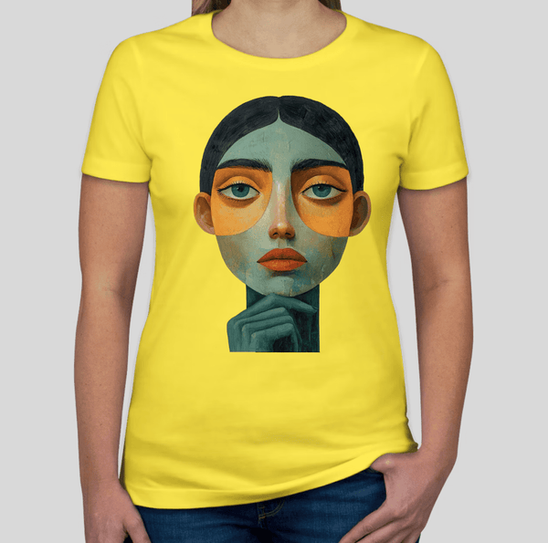 Women's Fitted Graphic Tee – Abstract Portrait Design